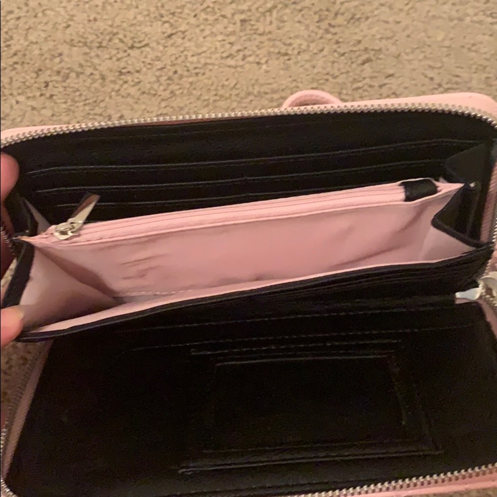 Wallet - Picture 4 of 4